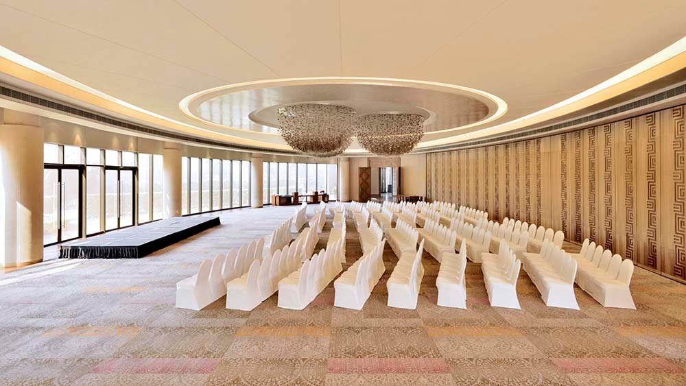 7m acoustic sliding partition at Hyatt, New Delhi